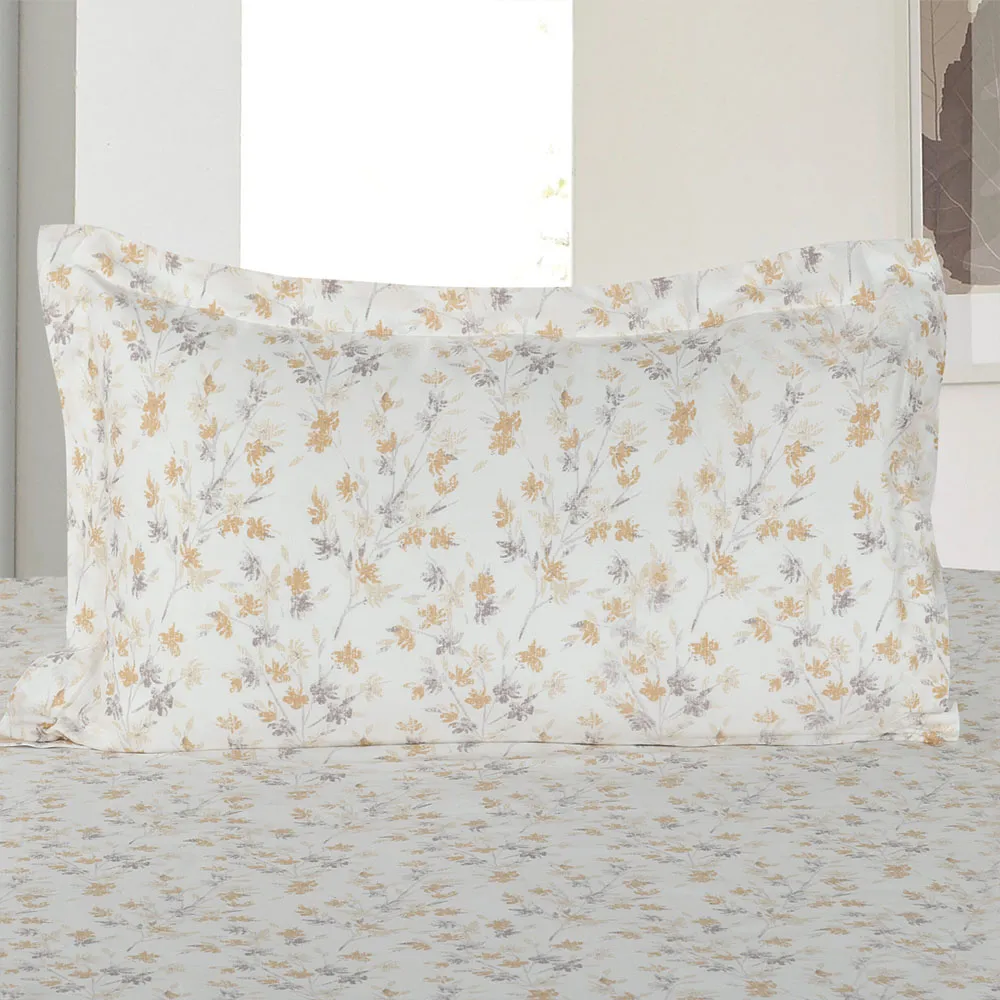 Pilllow-cover-mini-flowers